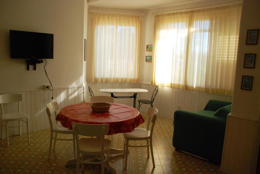 Taormina Isola Bella Apartment - Taormina Holidays المظهر الخارجي الصورة